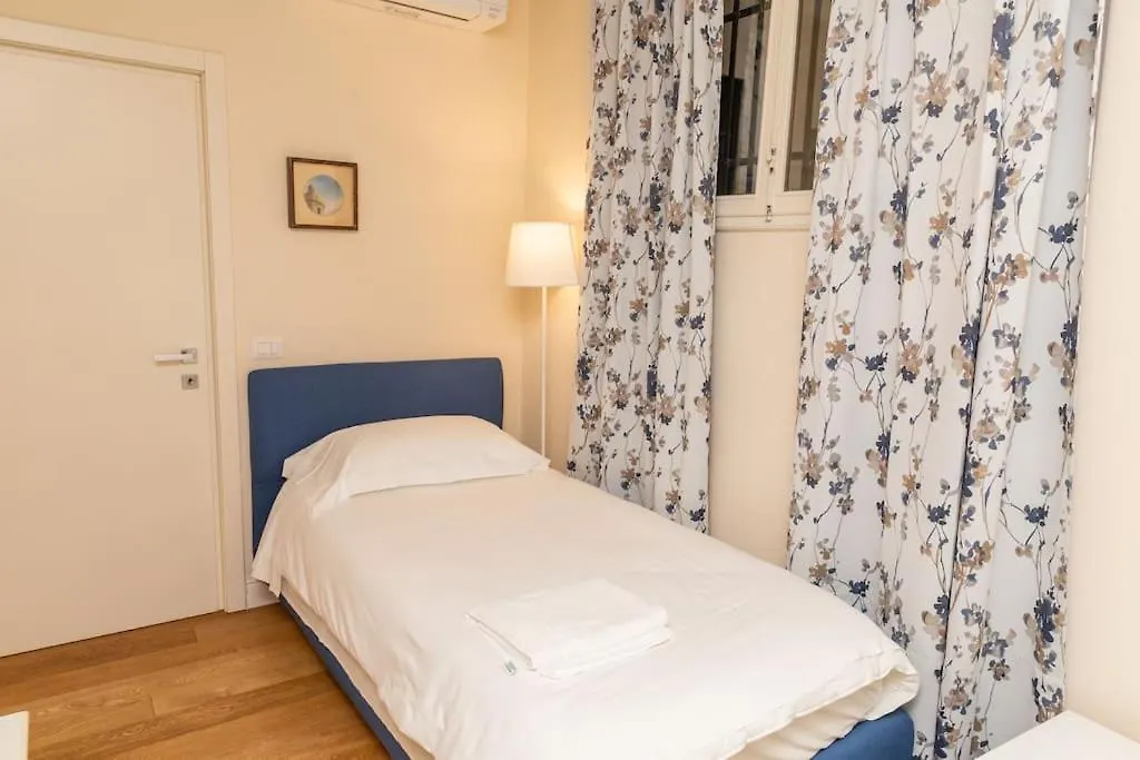شقة Cozy Santa Maria Novella Uffizi Duomo 2Beds-2Baths فلورنس