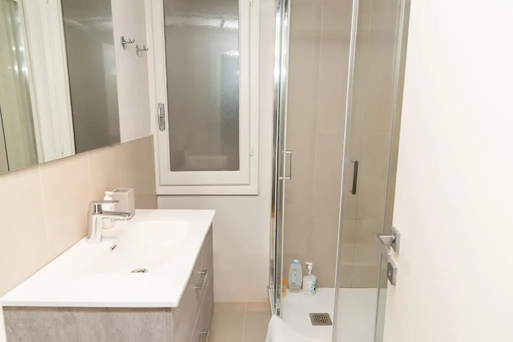 Cozy Santa Maria Novella Uffizi Duomo 2Beds-2Baths Apartment Florence
